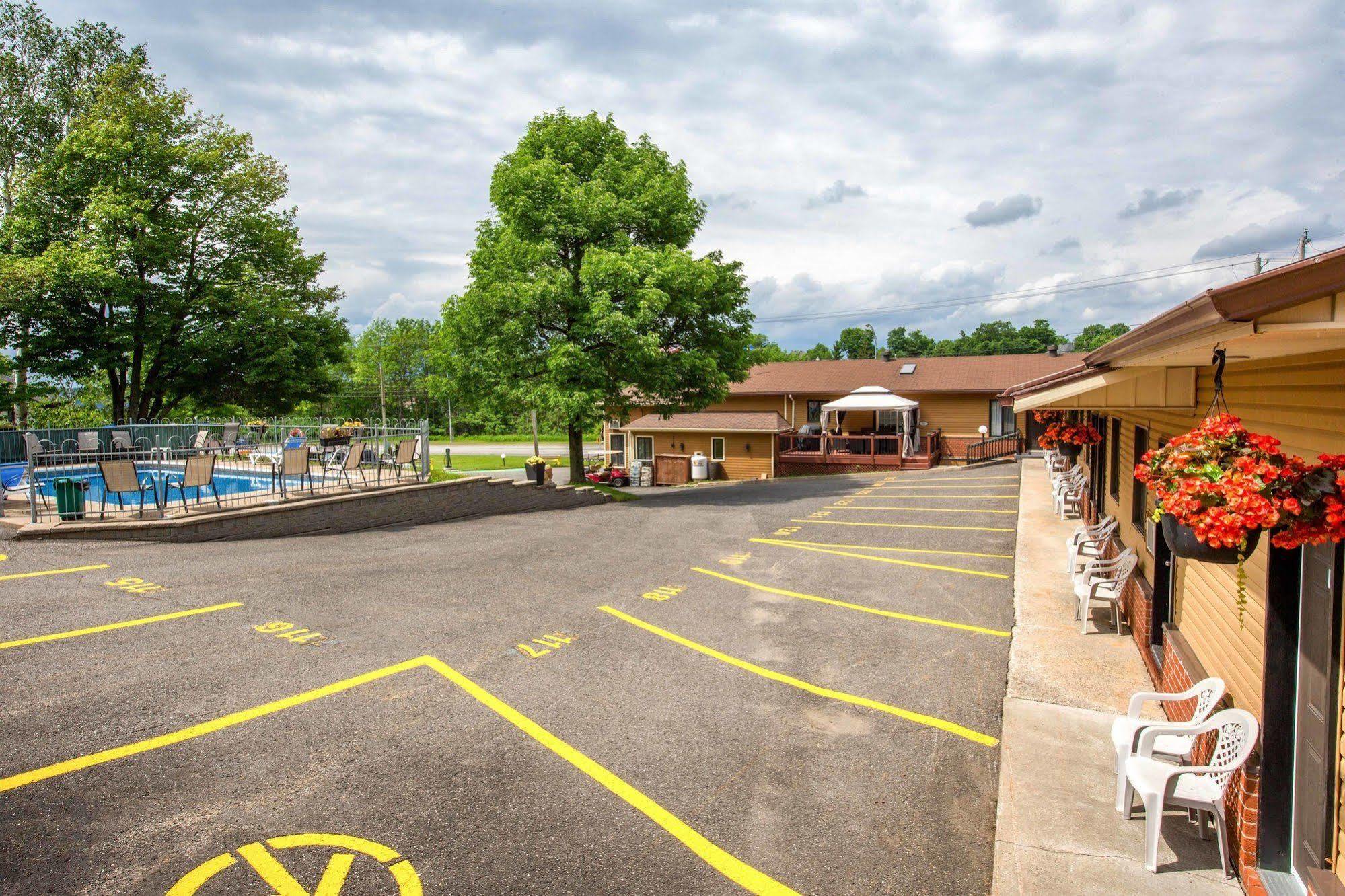 Motel et Camping Etchemin Lévis Eksteriør bilde